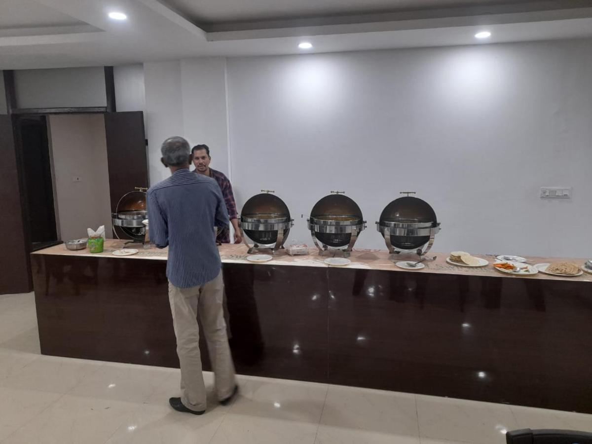 Hotel Zoon Dabb Srinagar Airport Kashmir Exterior photo