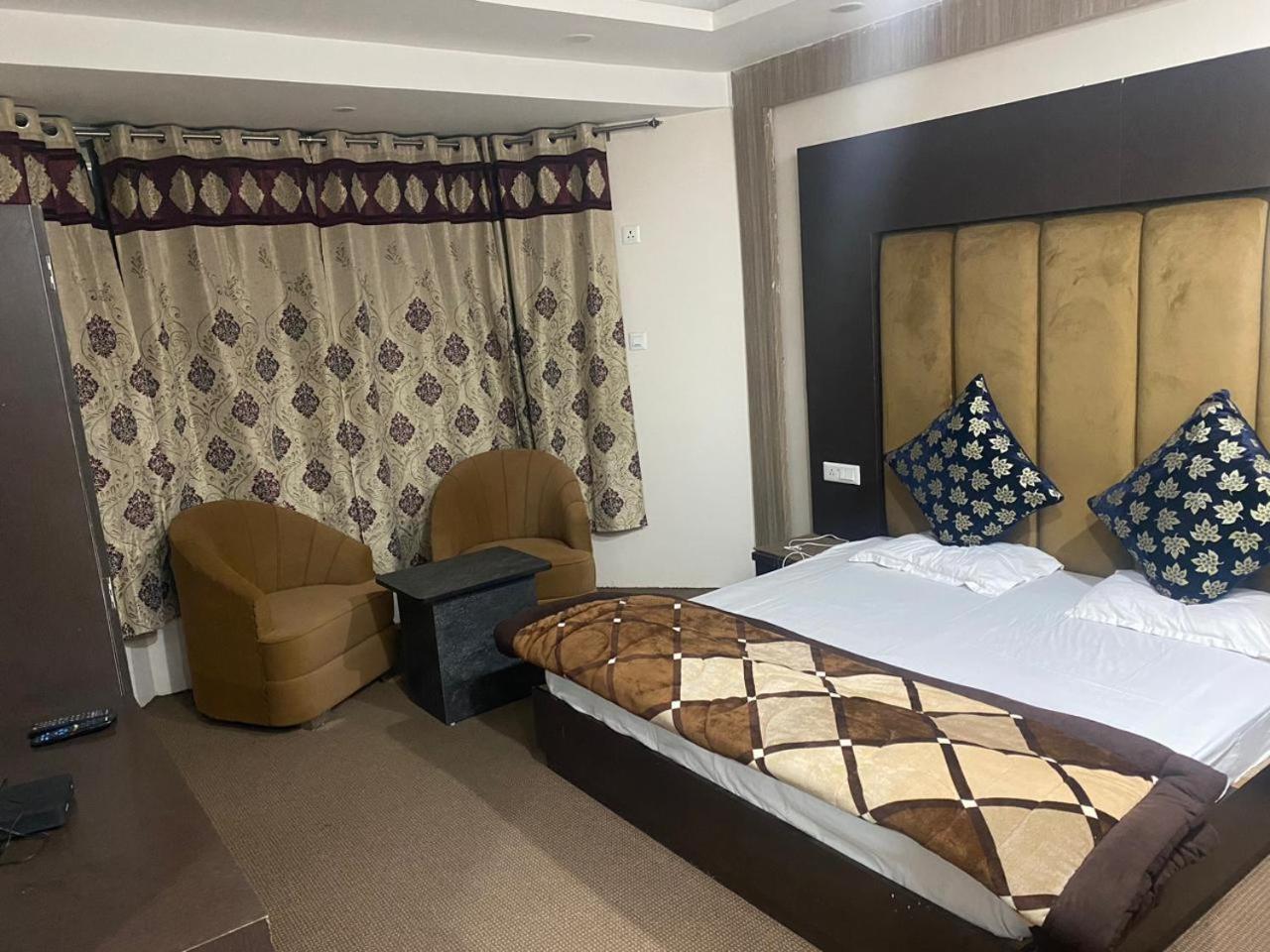Hotel Zoon Dabb Srinagar Airport Kashmir Exterior photo